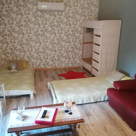 Les Tourterelles Panzió Chabournay Kültér fotó
